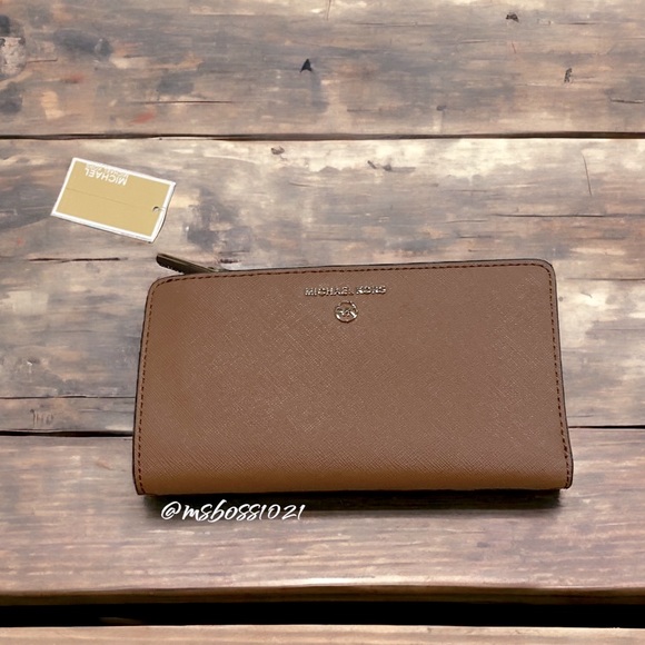 Michael Kors Double Snap Wallet Luggage BRAND NEW